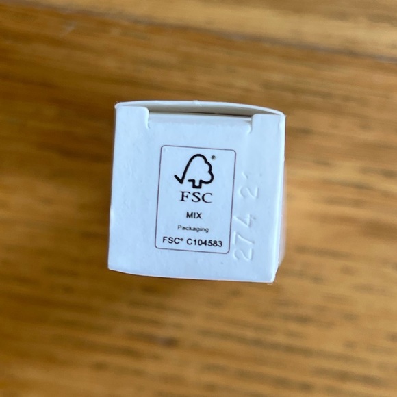 IDUN MINERALS Lipgloss - 007 Marleen 0.2 Oz NWT - Picture 10 of 11